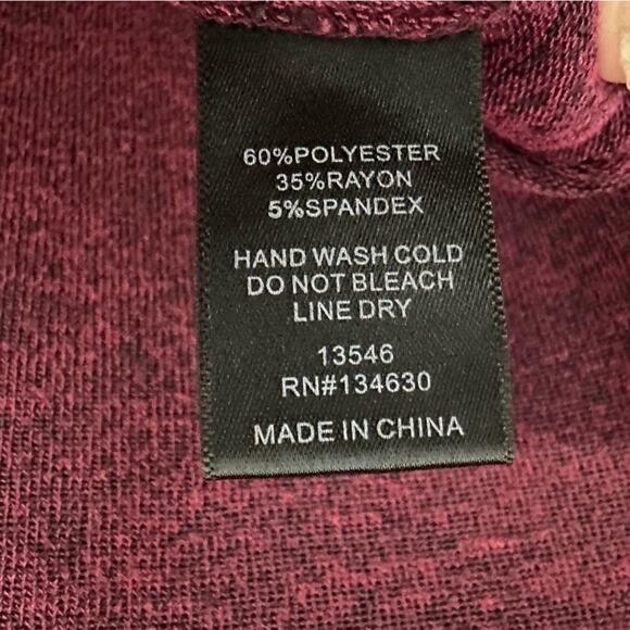 XS ANTHROPOLOGIE Sunday in Brooklyn Twist Front Top, V-Neck, Maroon, Boho - Picture 6 of 11